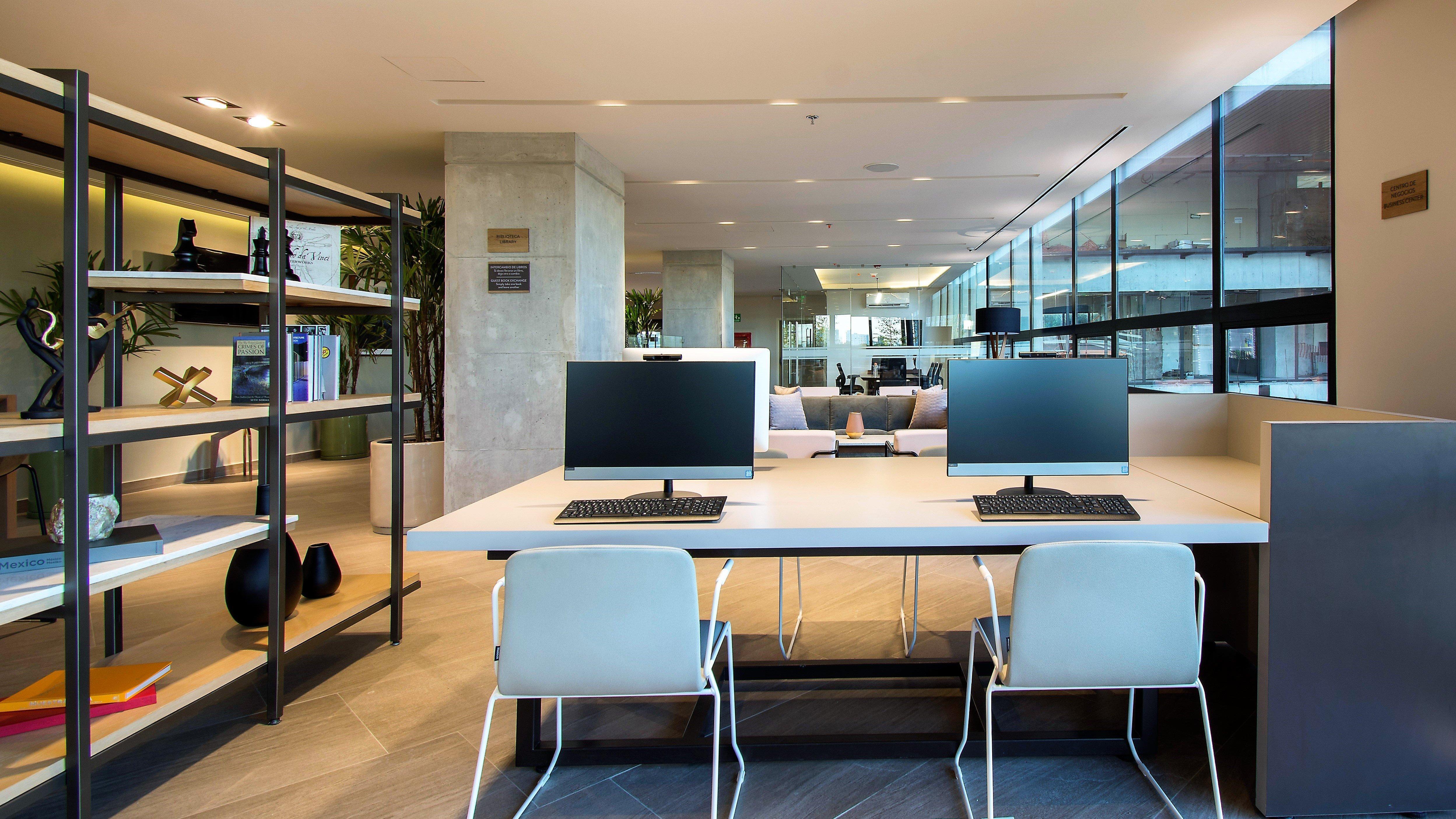 Staybridge Suites - Guadalajara Novena By Ihg Εξωτερικό φωτογραφία